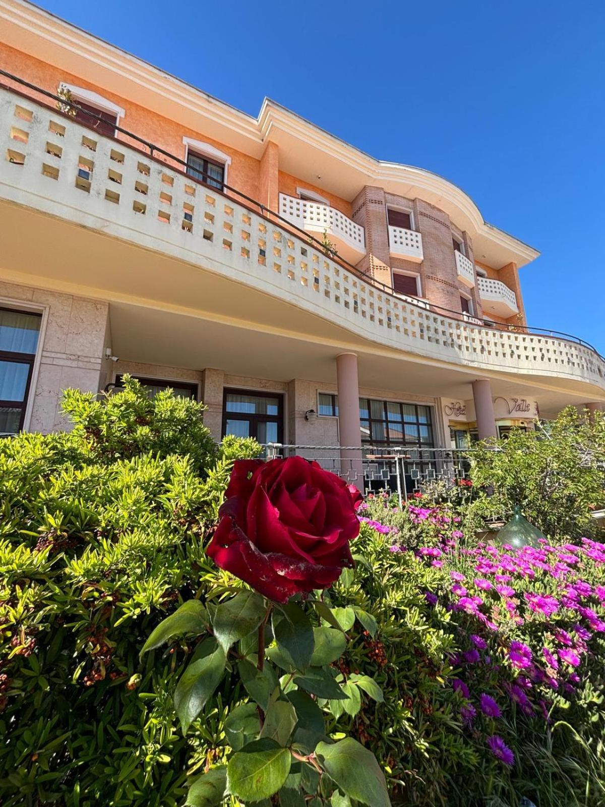 Hotel Valle Rossa San Giovanni Rotondo Exterior photo